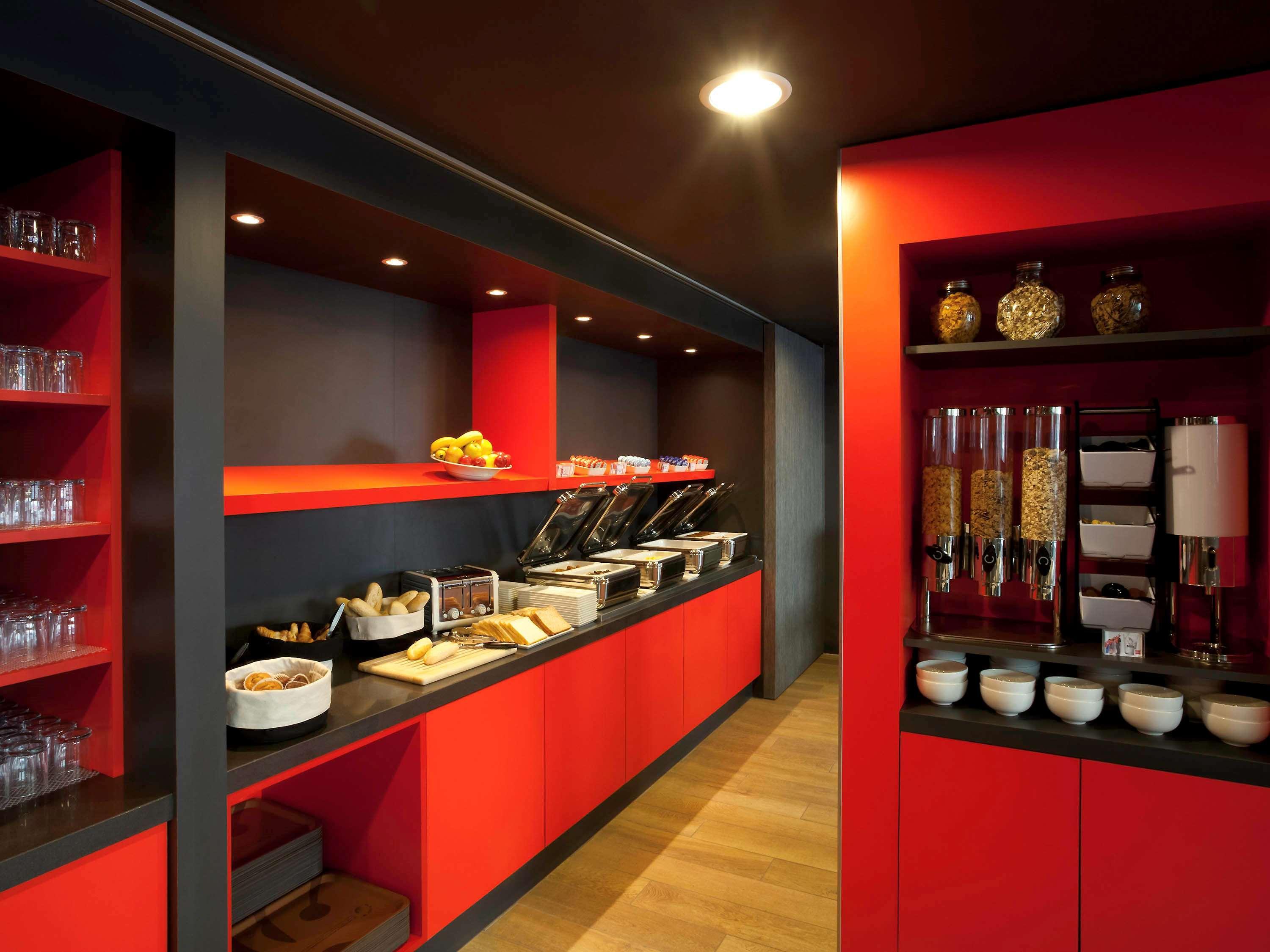 Ibis Brighton City Centre - Station Екстер'єр фото