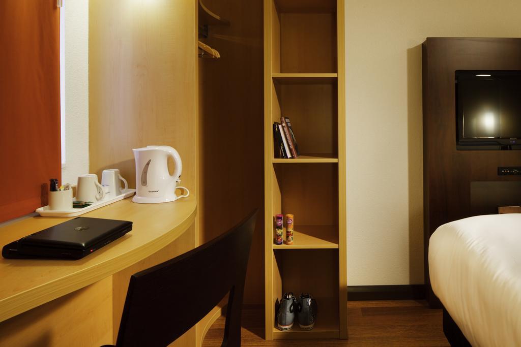 Ibis Brighton City Centre - Station Екстер'єр фото